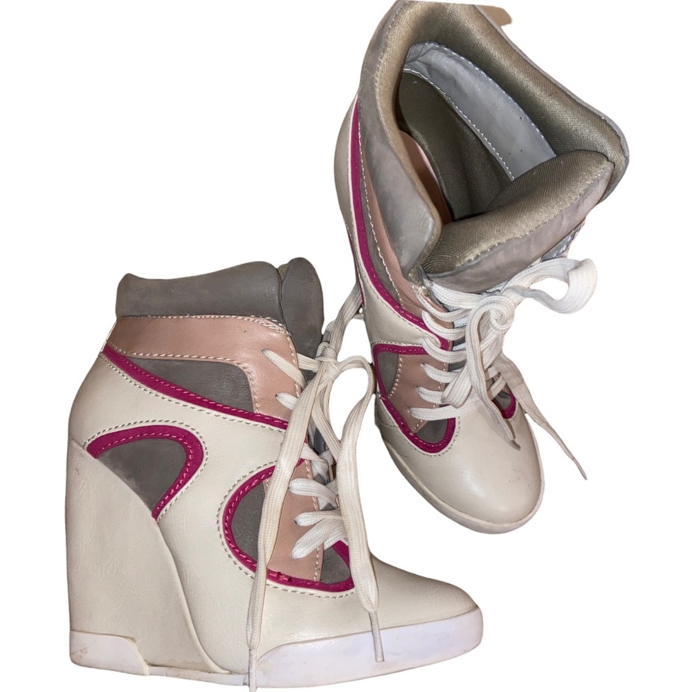 Stylish Women's Wedge Sneakers - Pink and Gray